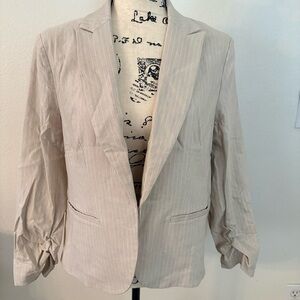 Amanda & Chelsea Light Beige Blazer XL